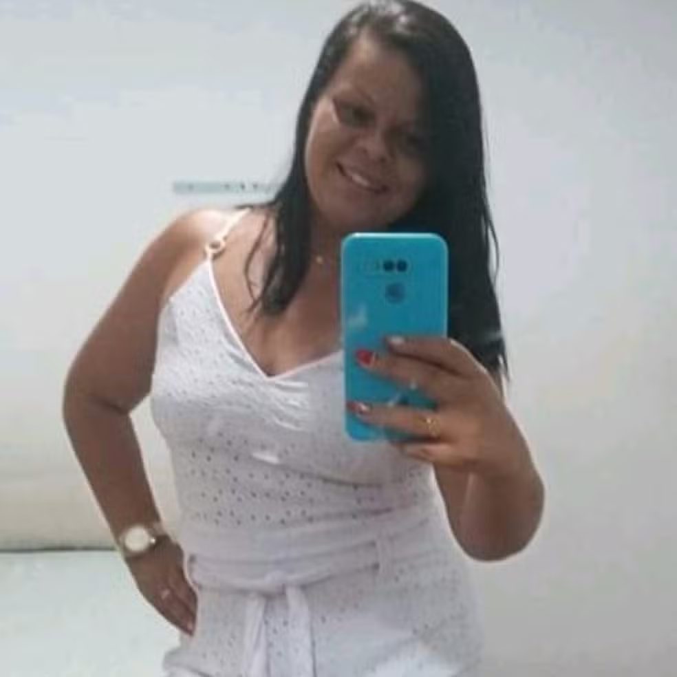Mulher é assassinada a facadas pelo ex-namorado no bairro Jardim Catarina no Dia Internacional da Mulher