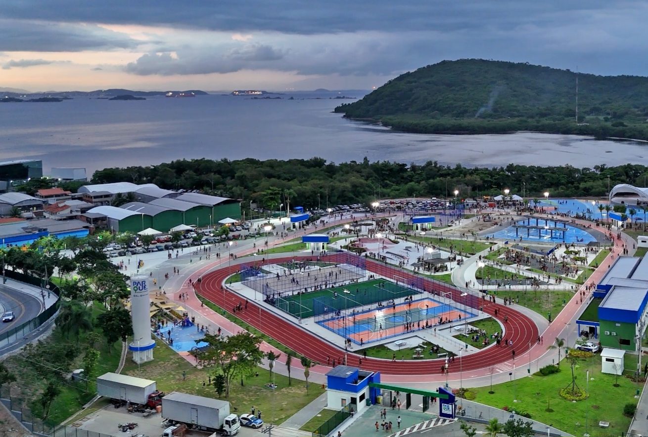 Parque Nosso Sonho é inaugurado oficialmente com presença de autoridades e show de Buchecha e Thiago Martins em São Gonçalo