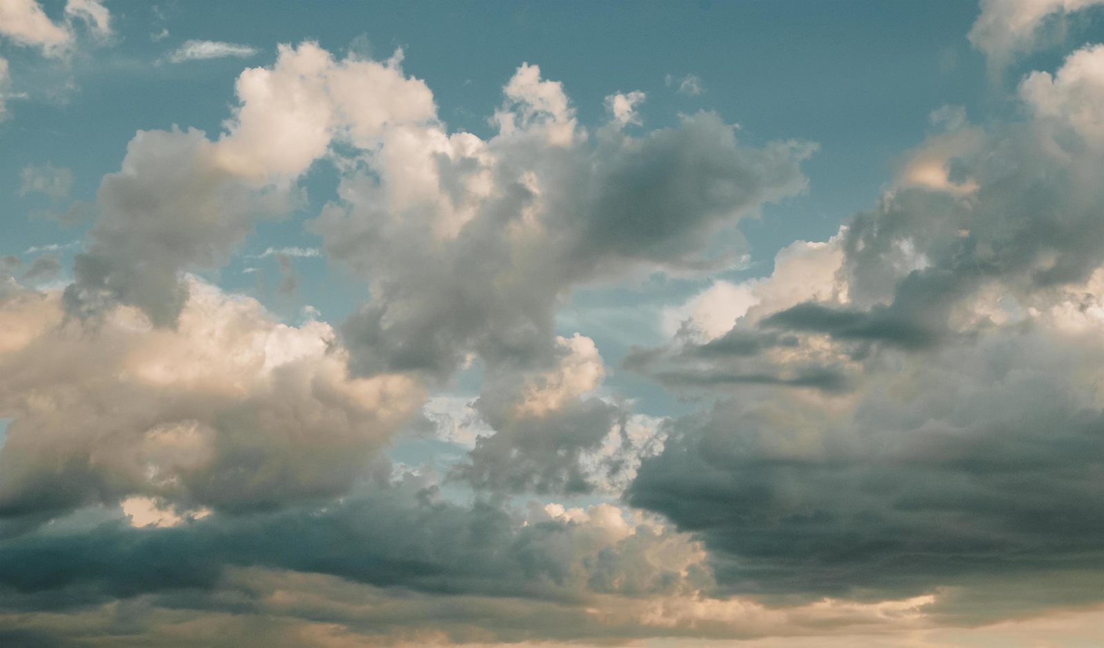 Itaboraí tem quinta-feira com muitas nuvens e temperaturas que chegam aos 33°C; veja a previsão para o final de semana