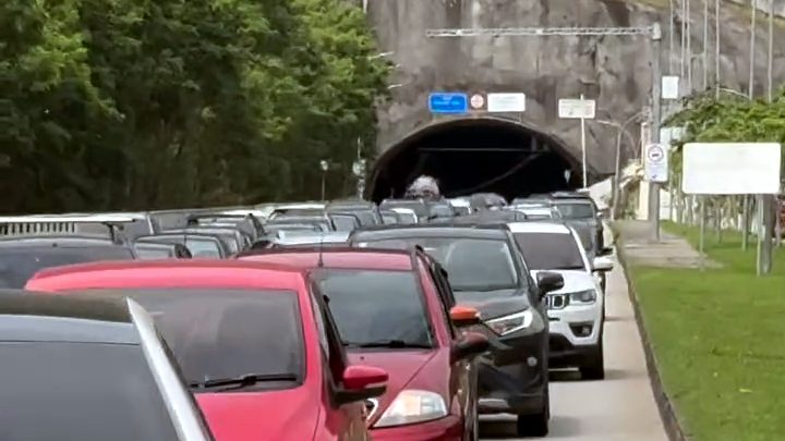Tiroteio no Preventório fecha temporariamente o túnel Charitas-Cafubá, em Niterói