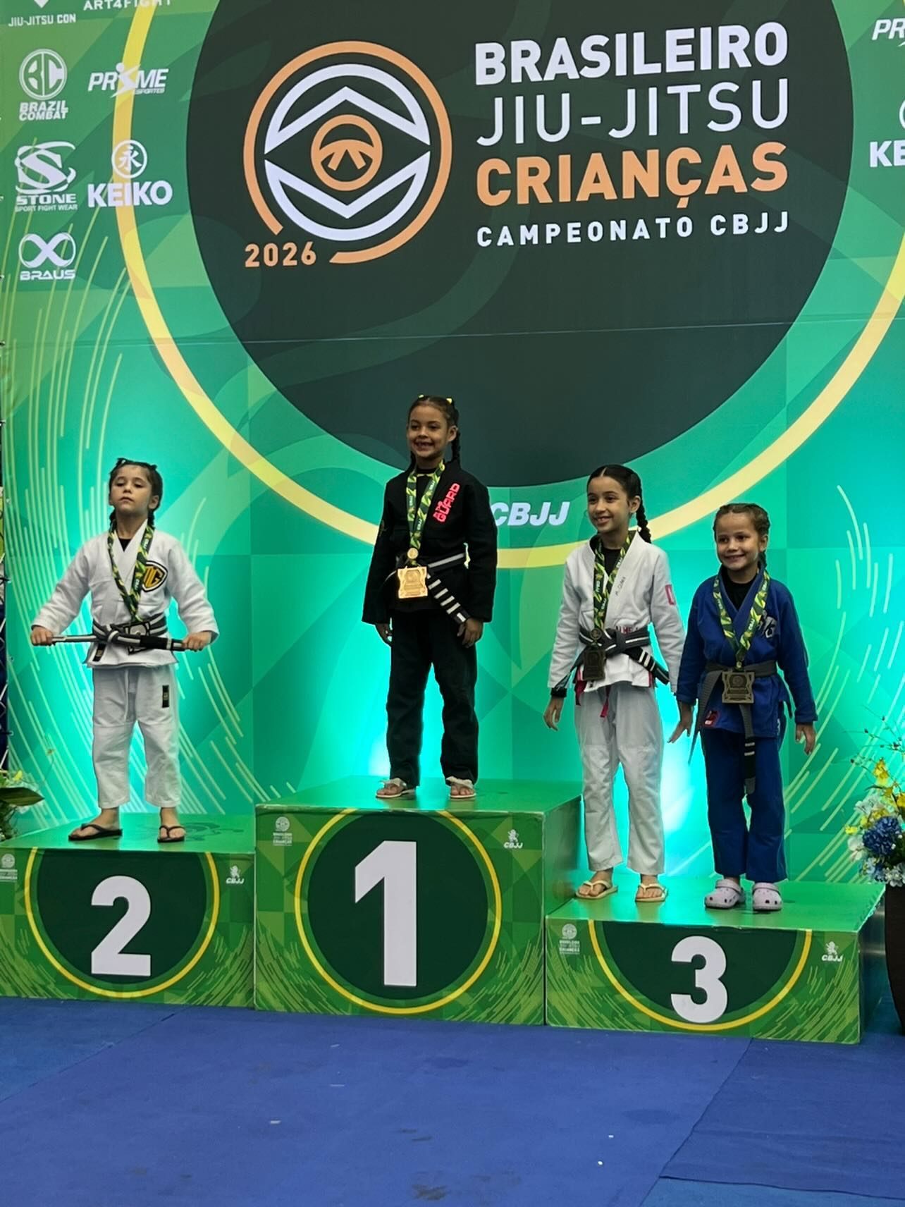 Aos 7 anos, atleta de São Gonçalo vence o Brasileiro Kids de Jiu-Jitsu com quatro finalizações